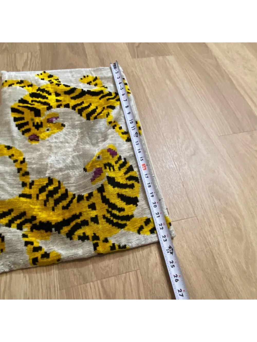 Vintage Tiger Pattern Velvet Pillow Cover with Cream Backing 27x16 Inches